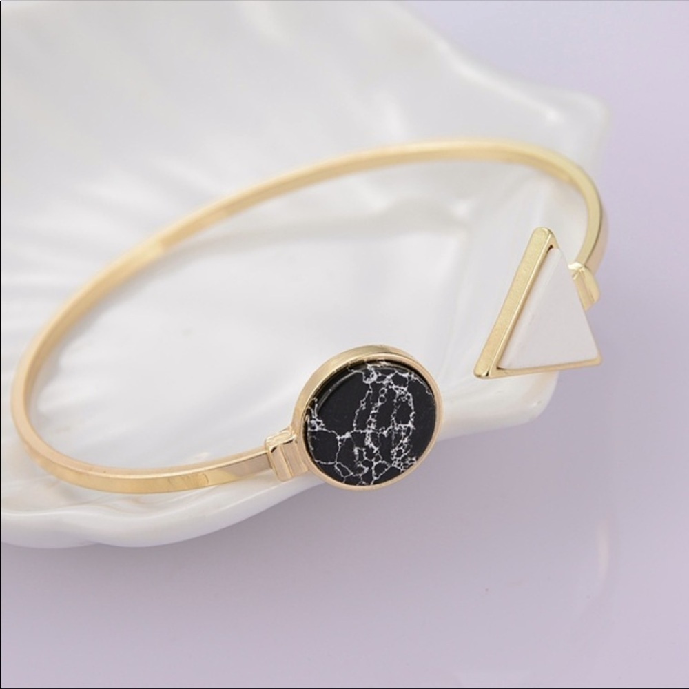 Gold white plated Howlite Natural Stone Bracelet
